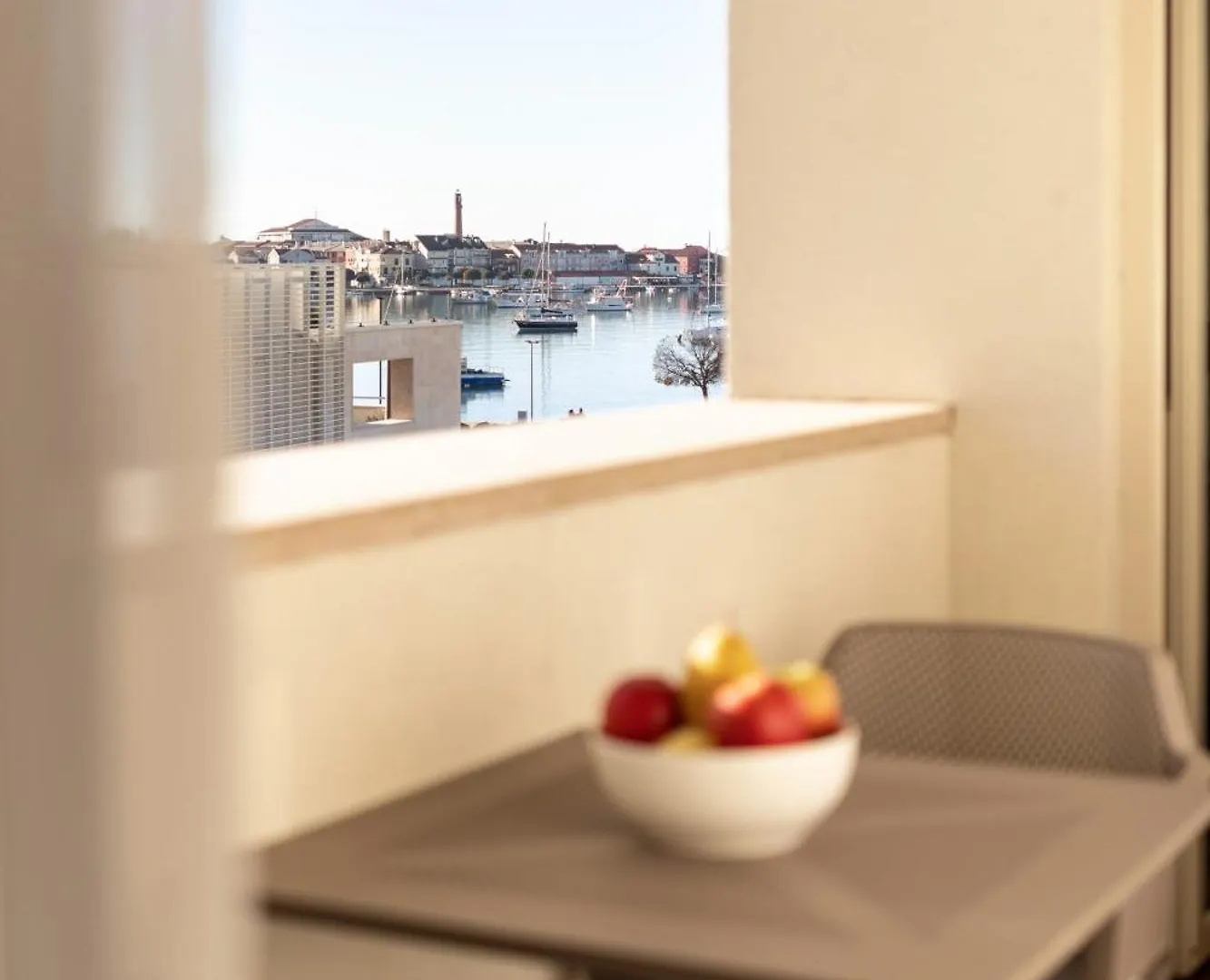 Humagum Sea View Apartment - Garden Palace Umag
