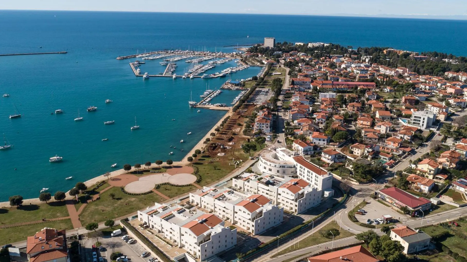 Humagum Sea View Apartment - Garden Palace Umag