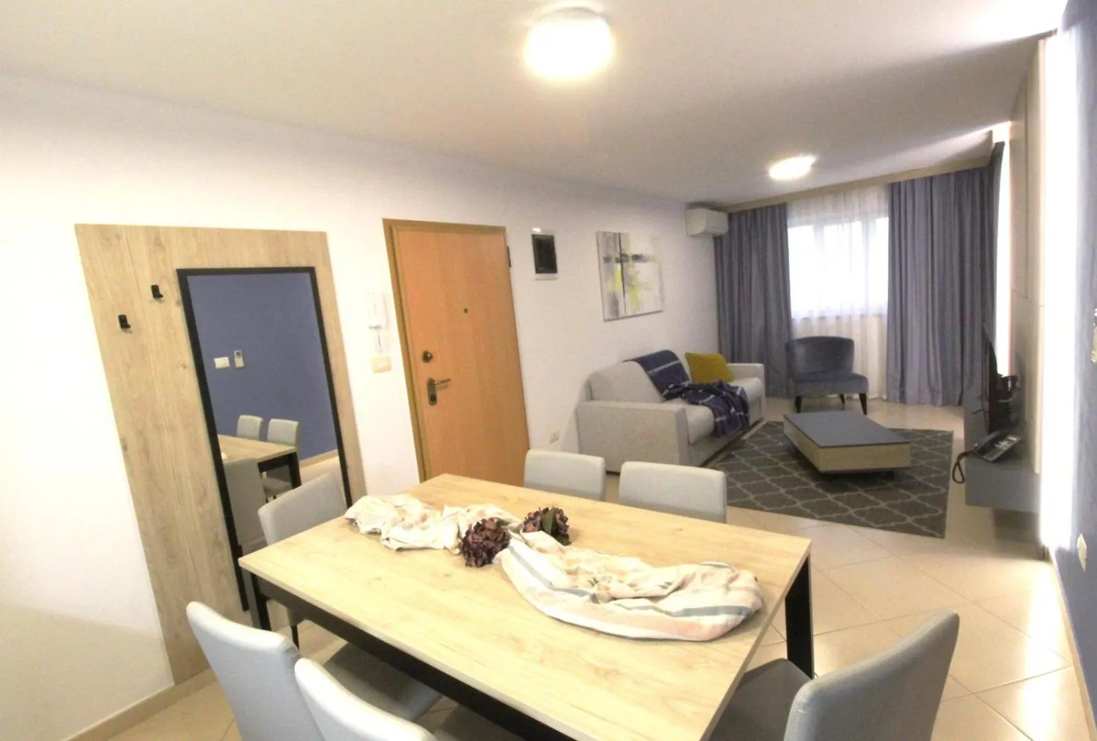 Humagum Sea View Apartment - Garden Palace Umag