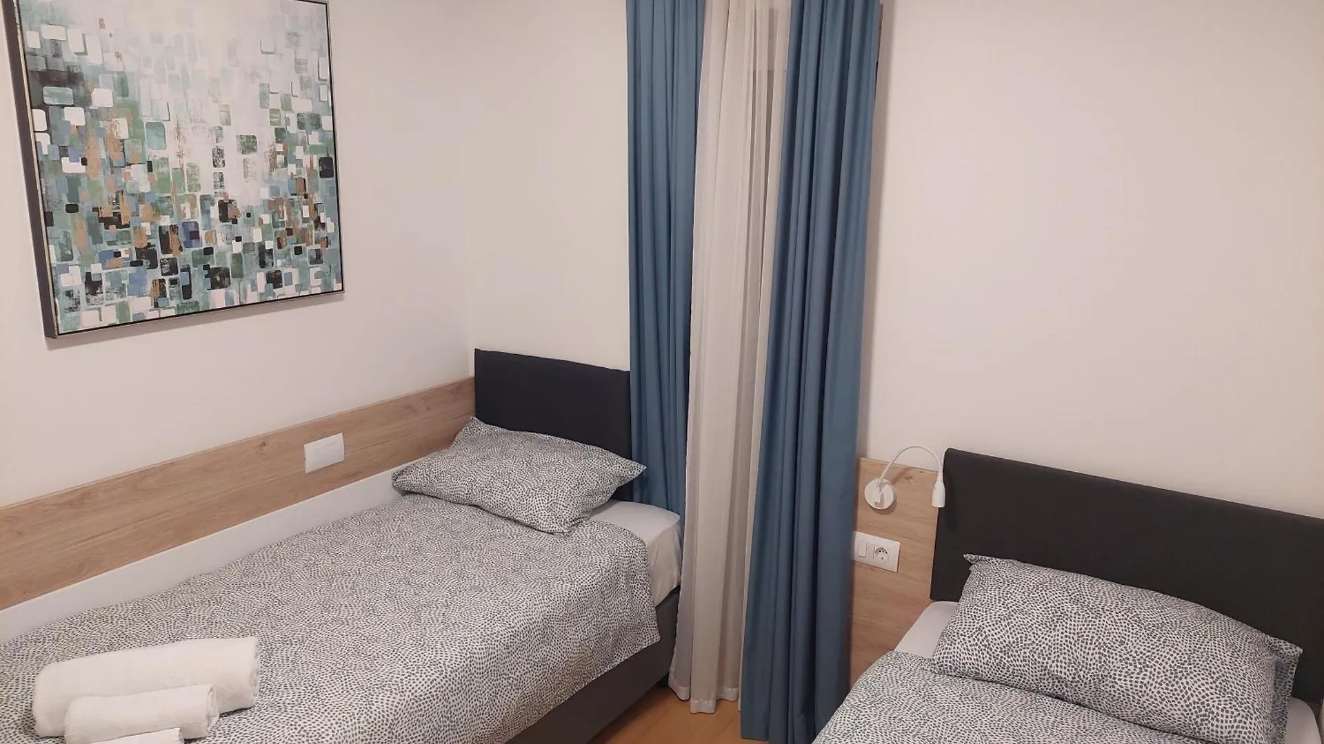 Humagum Sea View Apartment - Garden Palace Umag 0*,  Croatia